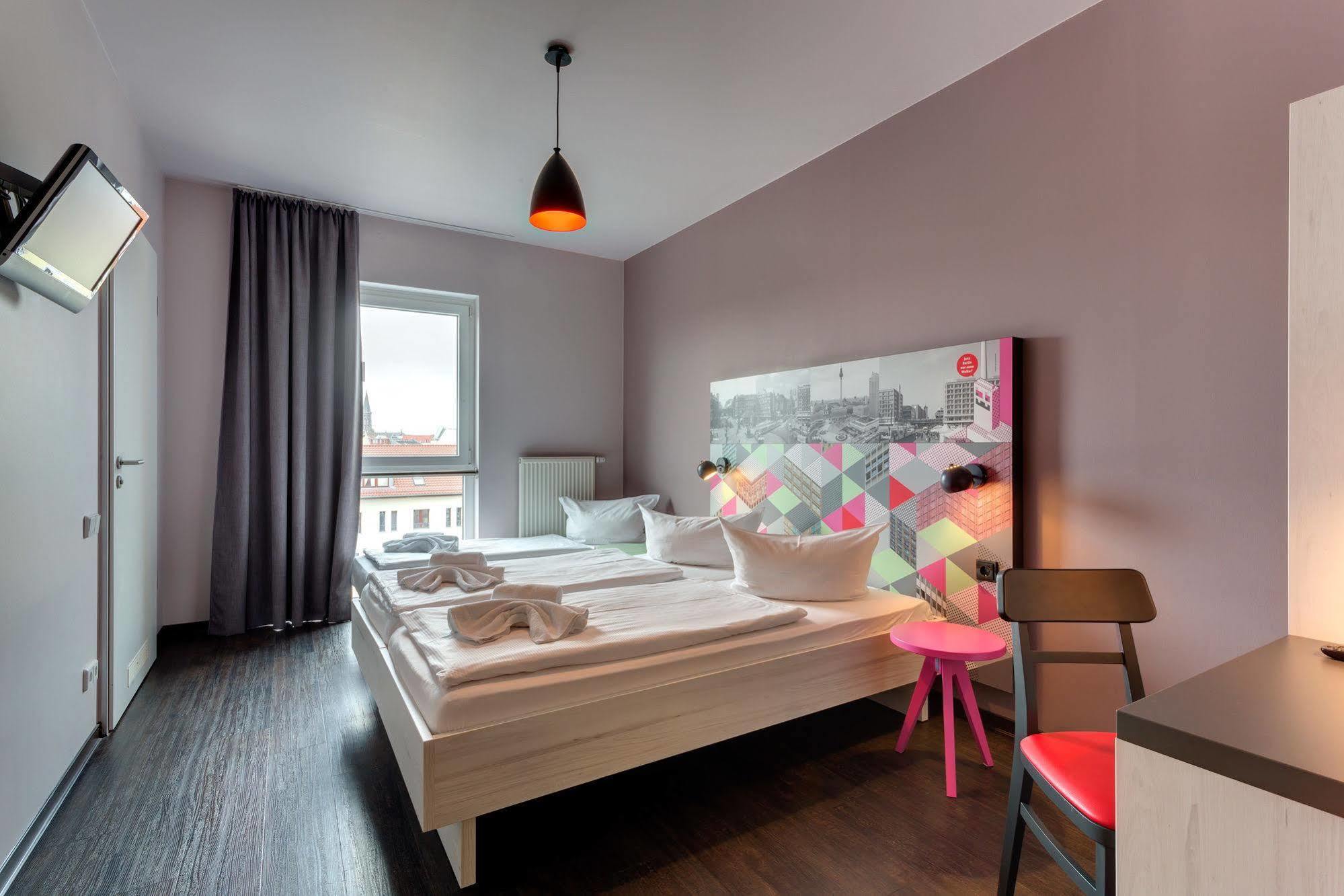 Hotel Meininger Alexanderplatz Berlim