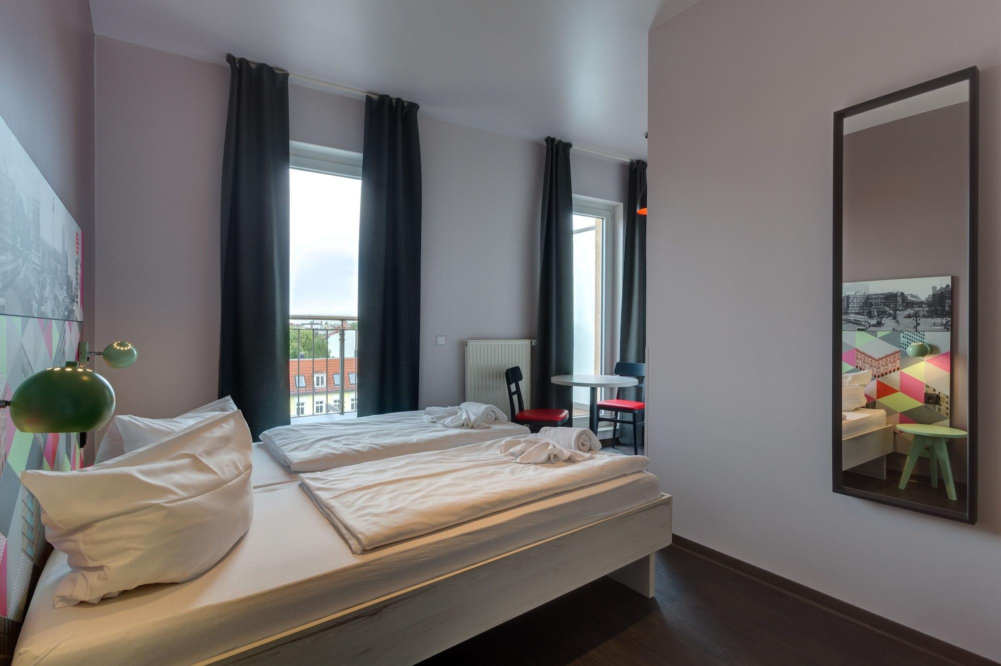 Hotel Meininger Alexanderplatz 3*